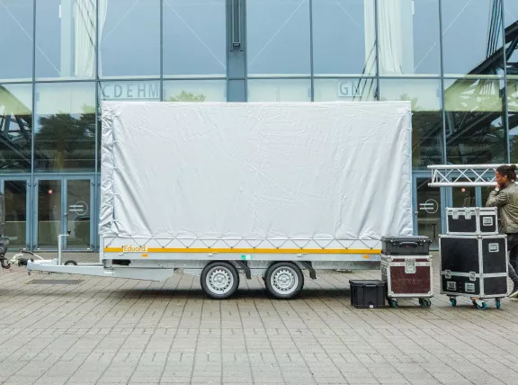 Neu! Eduard PKW Anhänger Auto Transporter Autoanhänger Tonnen Gesamtgewicht  3,1x1,6m Ladefläche Hochlader 13 Zoll ohne Rampen Stützen und Seilwinde, €  3.490,- (4720 Kallham) - willhaben